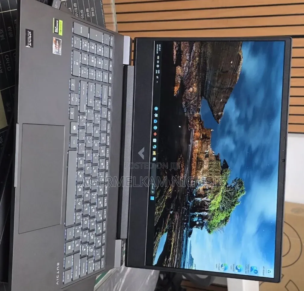 New Laptop HP Victus 15 16GB AMD Ryzen 5 SSD 512GB