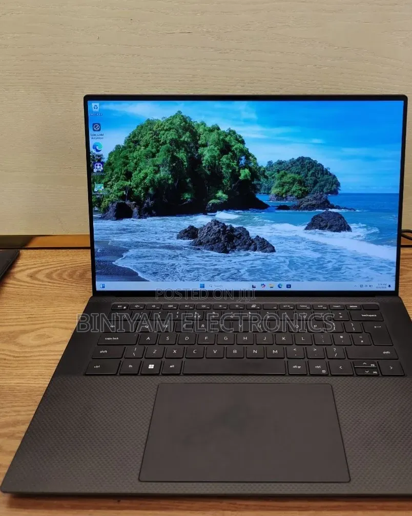 New Laptop Dell Precision 5570 16GB Intel Core i7 SSD 512GB