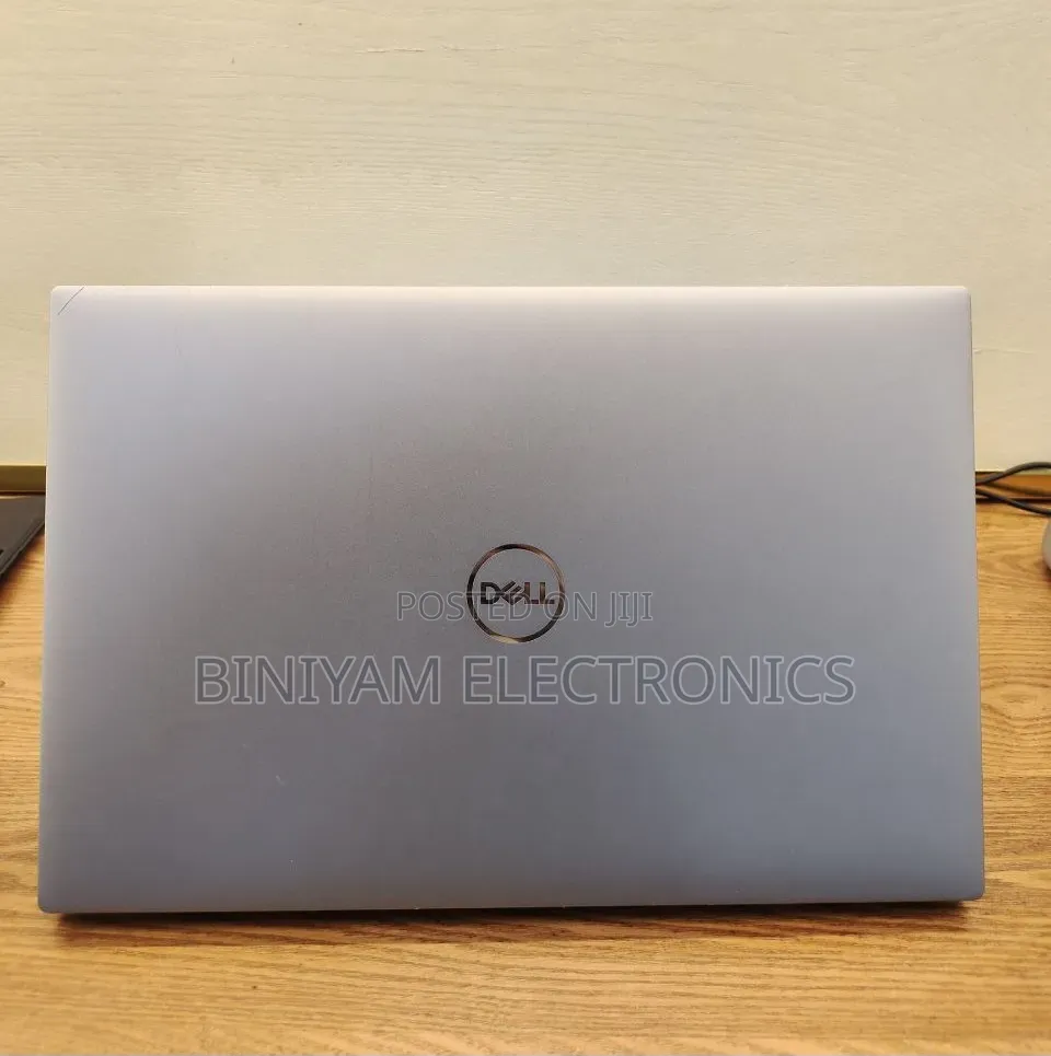 New Laptop Dell Precision 5570 16GB Intel Core i7 SSD 512GB