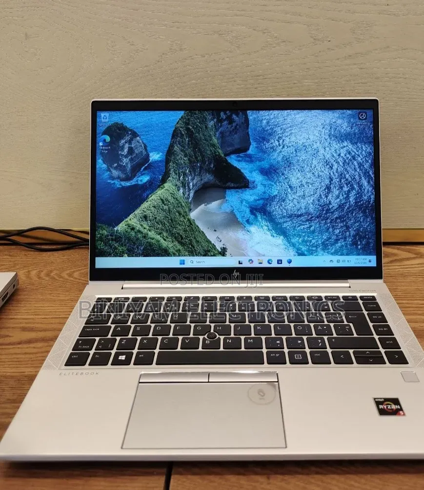 New Laptop HP EliteBook 845 G8 16GB AMD Ryzen 5 SSD 512GB