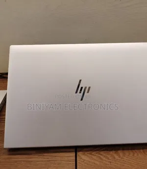 New Laptop HP EliteBook 845 G8 16GB AMD Ryzen 5 SSD 512GB