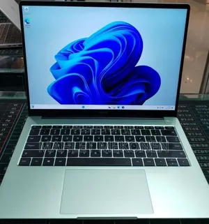 New Laptop Razer Blade 16GB Intel Core i5 SSD 512GB