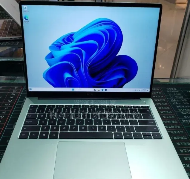 New Laptop Razer Blade 16GB Intel Core i5 SSD 512GB