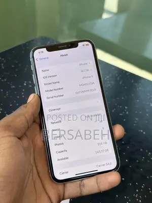 Apple iPhone X 256 GB White
