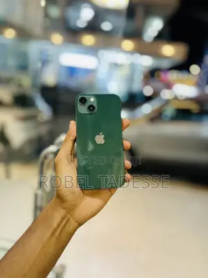 Apple iPhone 13 128 GB