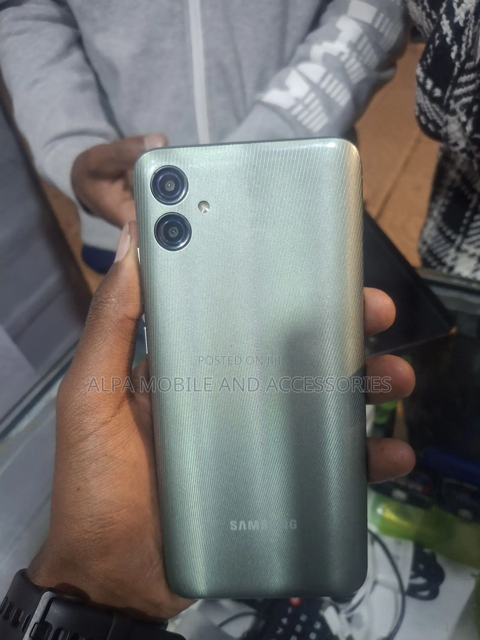 Samsung Galaxy F04 64 GB