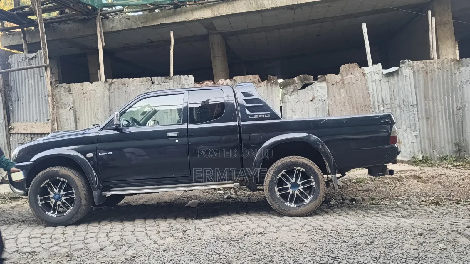 Mitsubishi L200 2004 Black