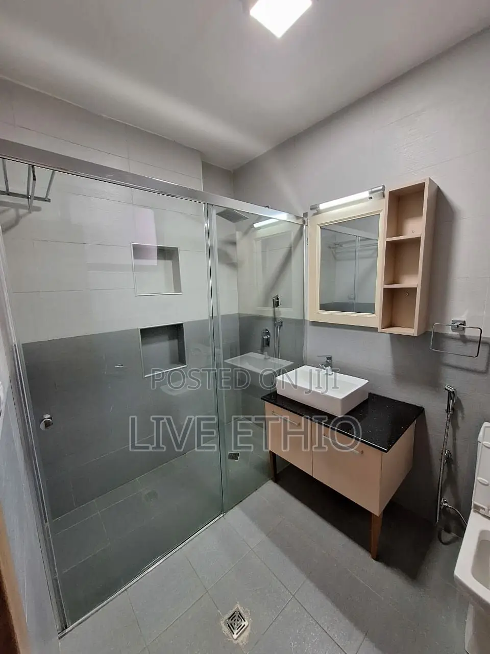 Furnished 2bdrm Apartment in Bole for rent