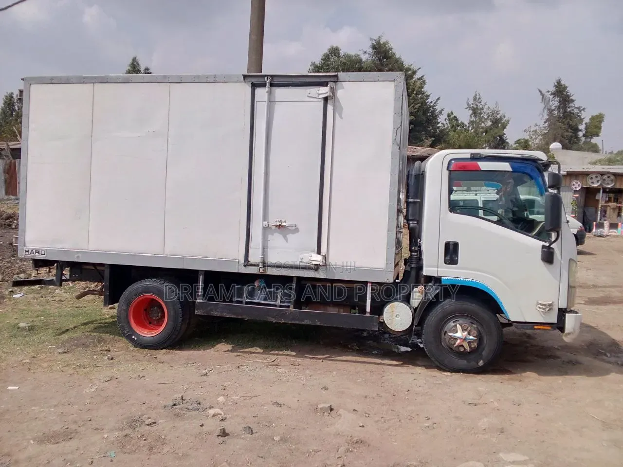 Isuzu Obama 2017 Container