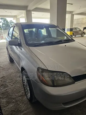 Toyota Platz 1.0 FWD 2001 Gray