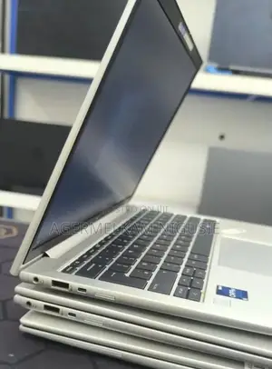 New Laptop HP EliteBook 830 G9 16GB Intel Core i5 SSD 512GB