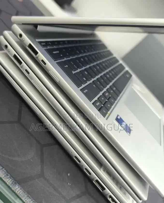 New Laptop HP EliteBook 830 G9 16GB Intel Core i5 SSD 512GB