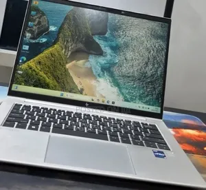 New Laptop HP EliteBook 840 G9 16GB Intel Core i7 SSD 512GB
