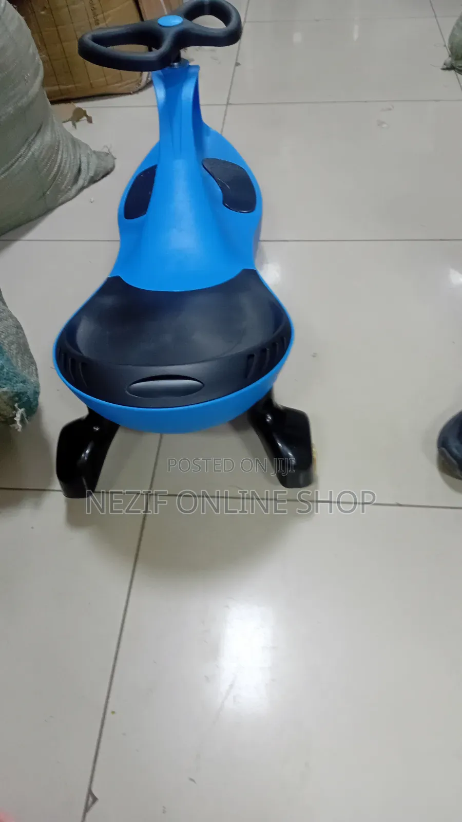 ዊግል ካር" (Wiggle Car)