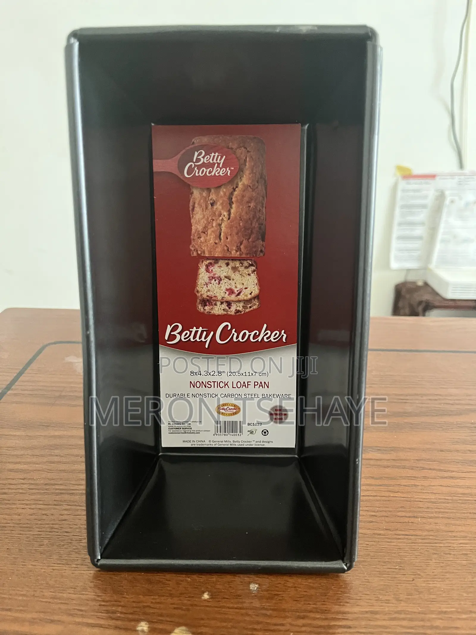 Betty Crocker Nonstick Carbon Steel Bakeware