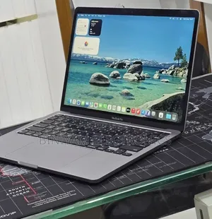 New Laptop Apple MacBook Pro 2022 M2 16GB Apple M2 SSD 256GB
