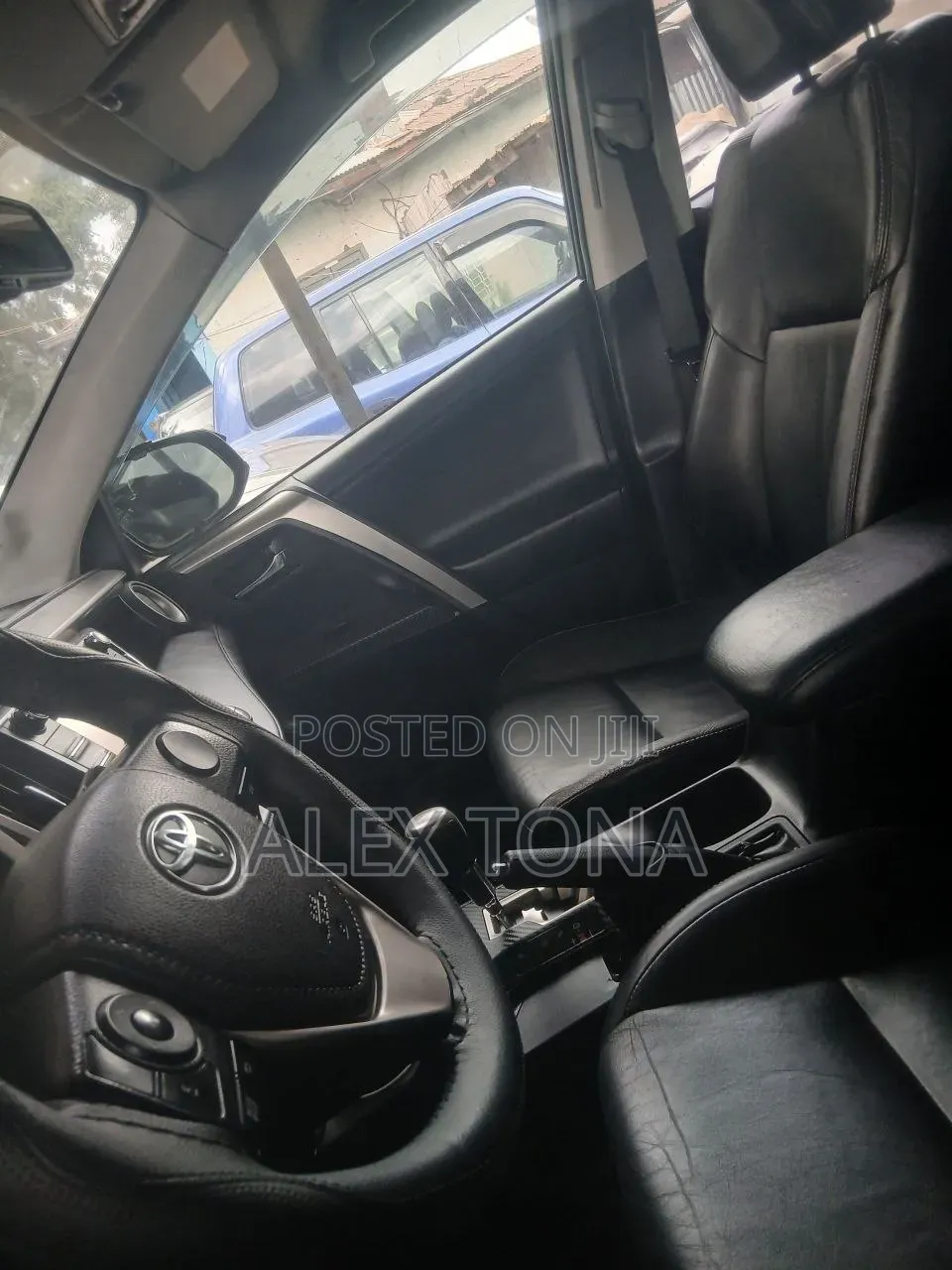 Toyota RAV4 2015 Blue