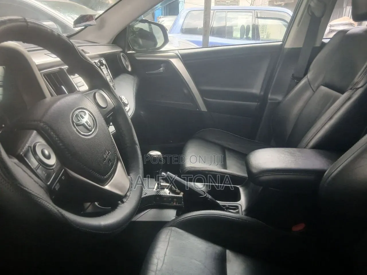 Toyota RAV4 2015 Blue