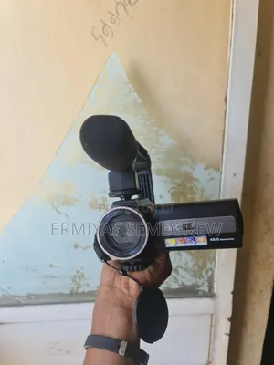 Brand New(open Box) 4K Ultra HD Camcorder Vlogging Camera