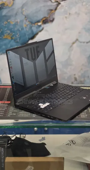 New Laptop Asus TUF Dash F15 16GB Intel Core i7 SSD 512GB