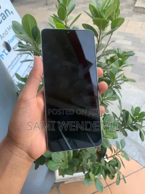 Samsung Galaxy A06 64 GB White