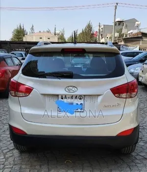 Hyundai Tucson 2015 Silver