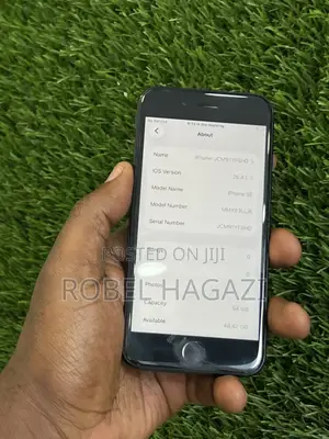 Apple iPhone SE (2022) 64 GB