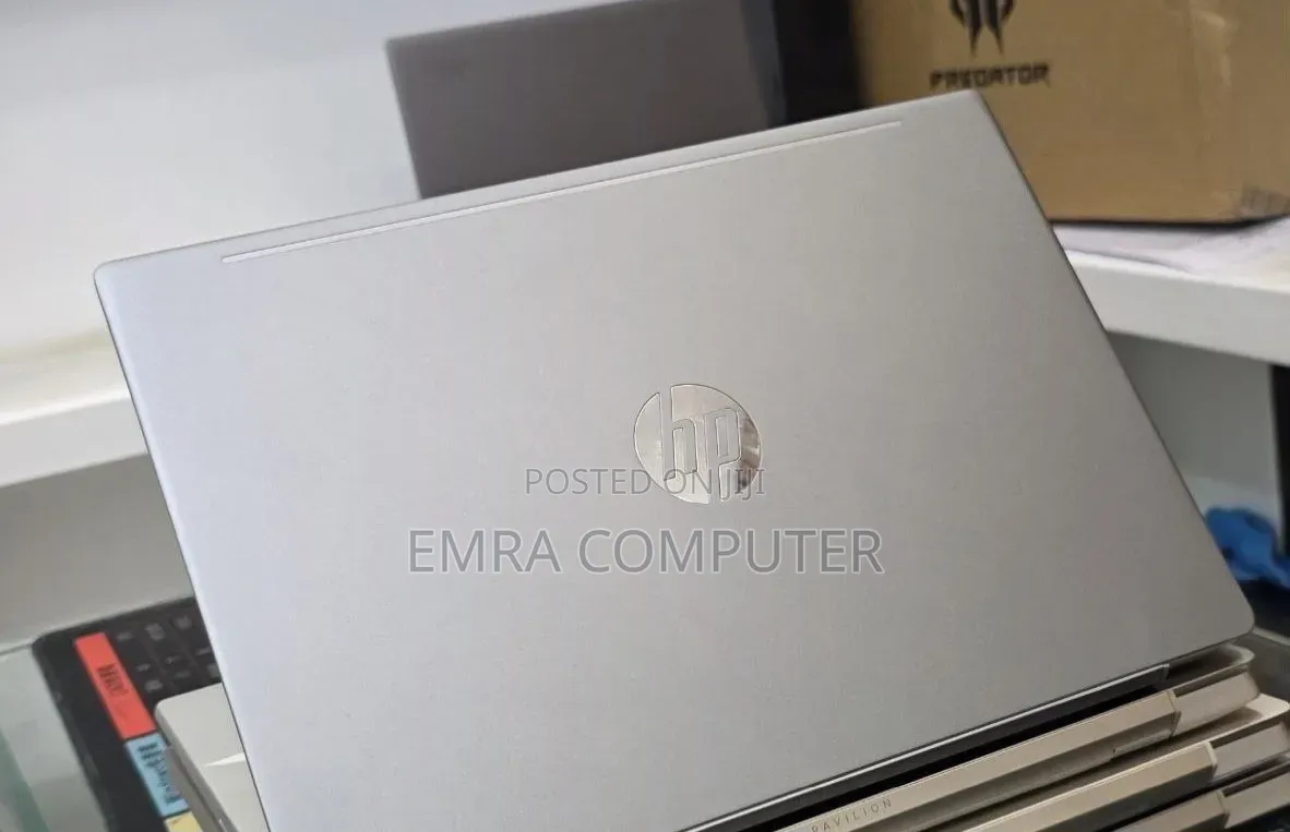 New Laptop HP 16GB Intel Core i5 SSD 512GB