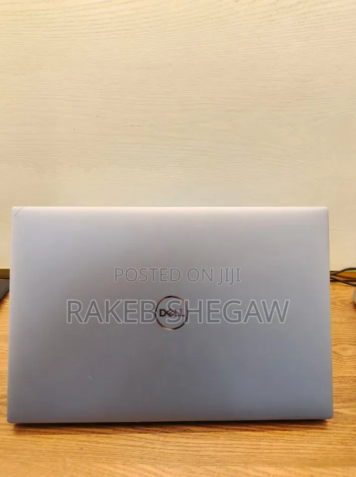 New Laptop Dell Precision 5570 16GB Intel Core i7 SSD 512GB