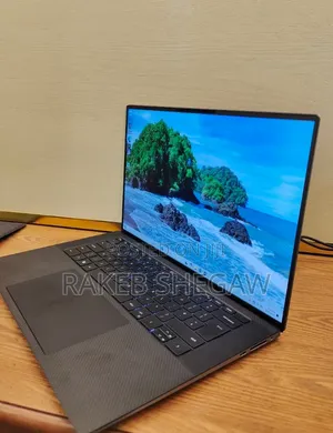 New Laptop Dell Precision 5570 16GB Intel Core i7 SSD 512GB