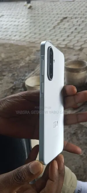New Samsung Galaxy M17 5G 128 GB White