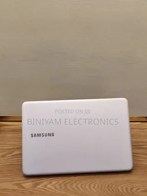 New Laptop Samsung Galaxy Book 2 8GB Intel Core i7 SSD 256GB