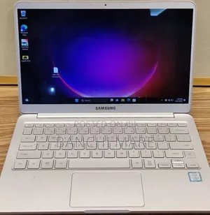 New Laptop Samsung Galaxy Book 2 8GB Intel Core i7 SSD 256GB