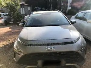 Hyundai Bayon 2022 Gold
