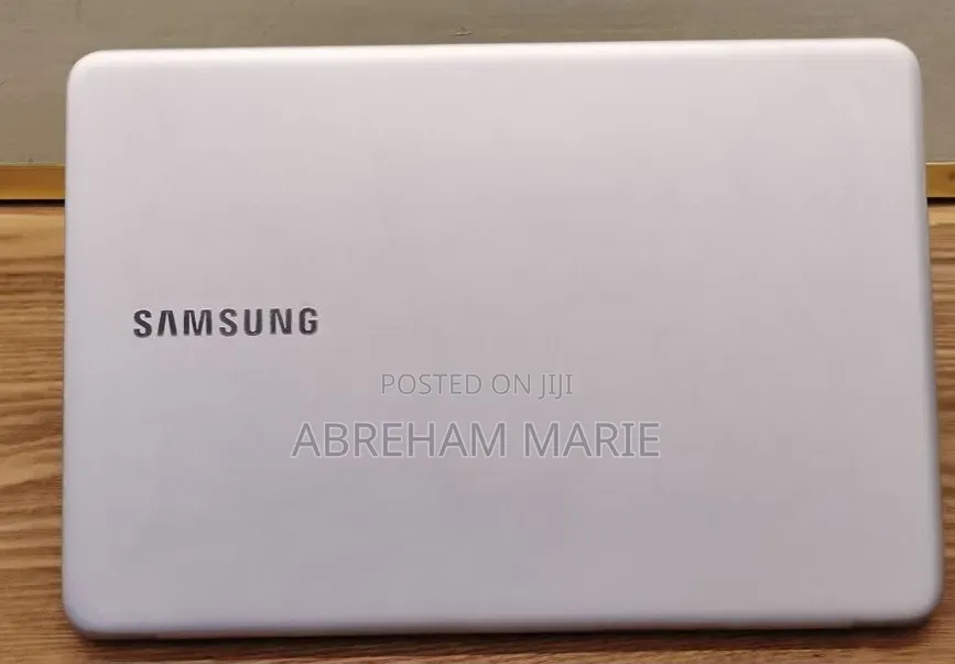 New Laptop Samsung Galaxy Book 2 8GB Intel Core i7 SSD 256GB