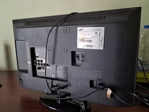 SAMSUNG TV 23" Inch