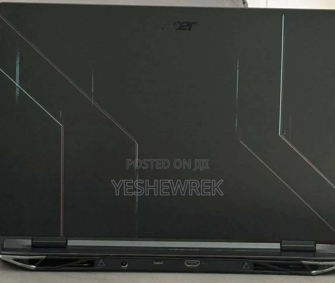 New Laptop Acer Predator Helios Neo 16 16GB Intel Core i5 SSD 512GB