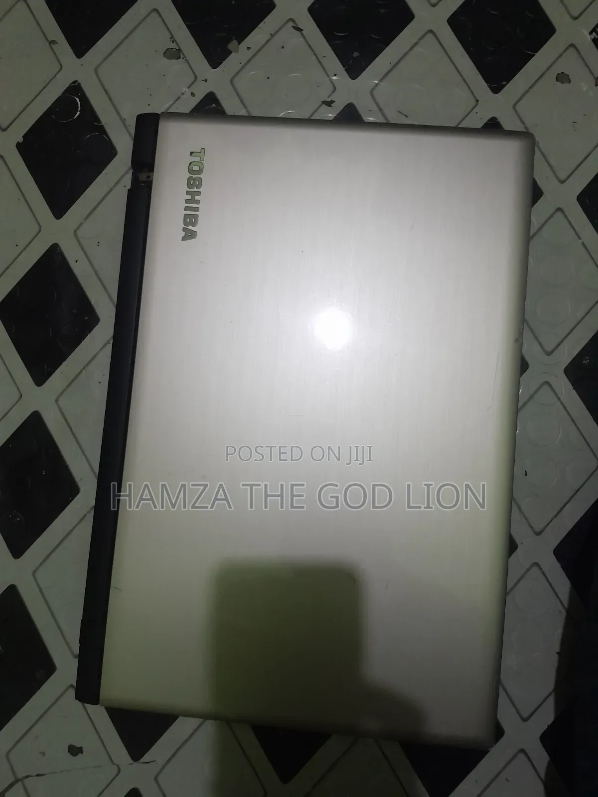 Laptop Toshiba Satellite C850 8GB Intel Core i5 HDD+SSD 1T