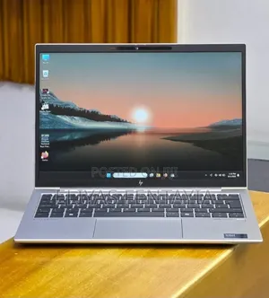 New Laptop HP Elitebook 830 G11 16GB Intel Core Ultra 7 SSD 512GB