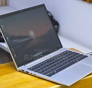 New Laptop HP Elitebook 830 G11 16GB Intel Core Ultra 7 SSD 512GB