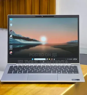 New Laptop HP Elitebook 830 G11 16GB Intel Core Ultra 7 SSD 512GB