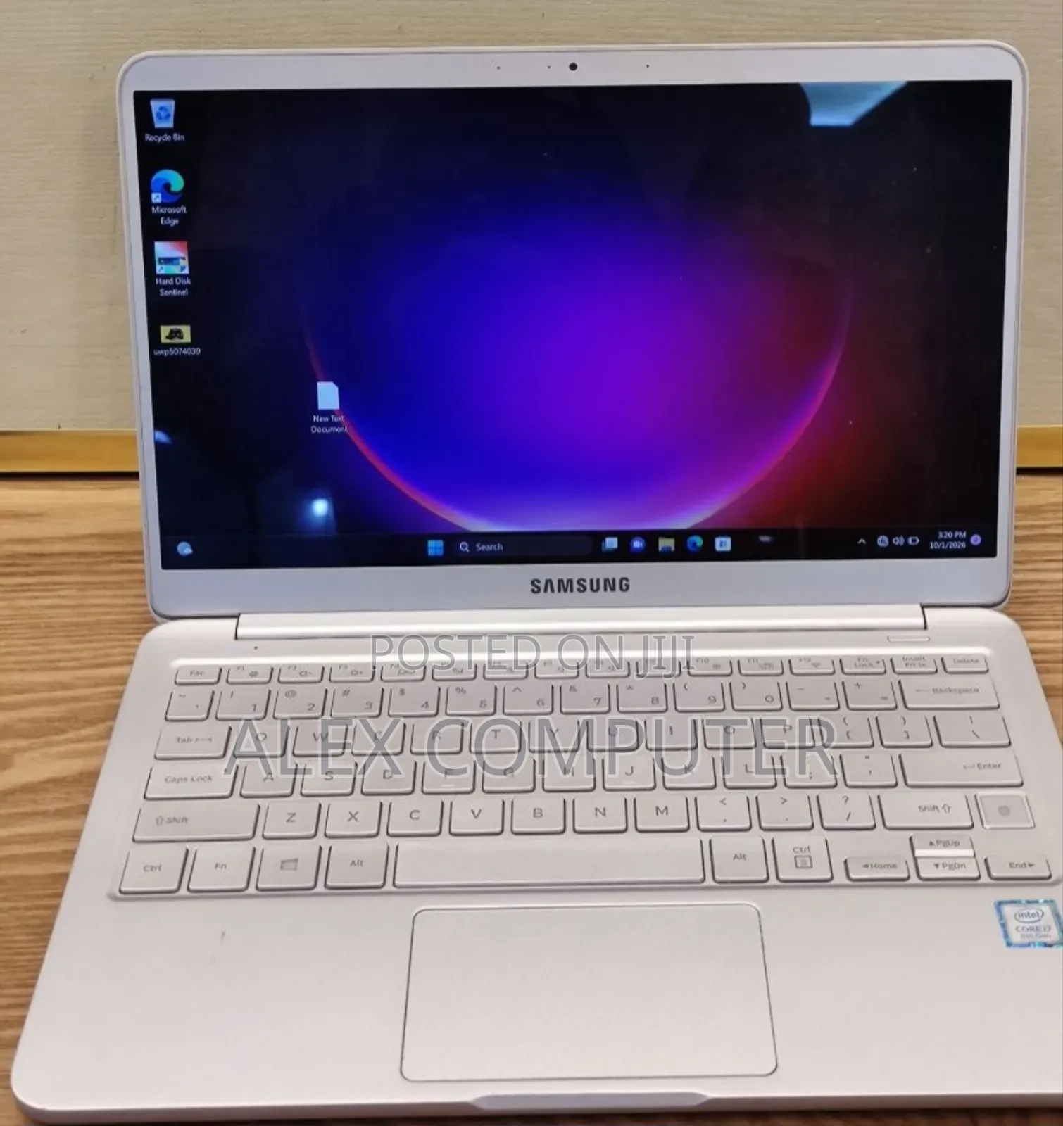 New Laptop Samsung Galaxy Book 2 8GB Intel Core i7 SSD 256GB
