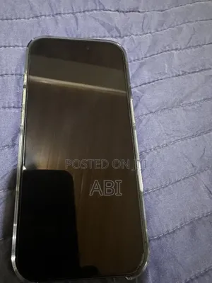 New Apple iPhone 17 256 GB Silver