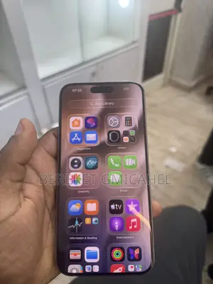 Apple iPhone 15 Pro Max 256 GB Silver