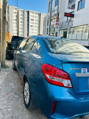 Mitsubishi Attrage 2020 Blue