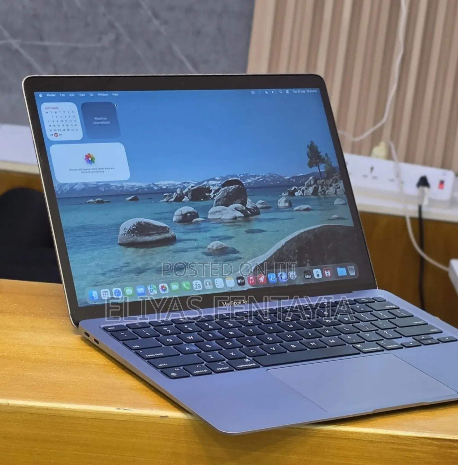New Laptop Apple MacBook Air 2020 M1 16GB SSD 512GB
