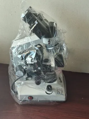 Microscope