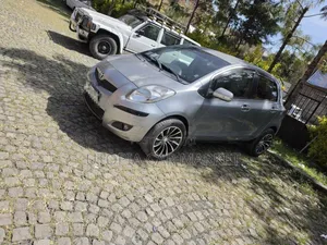 Toyota Yaris 2010
