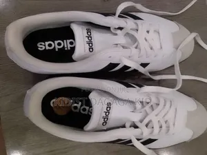 Addidas VL Court