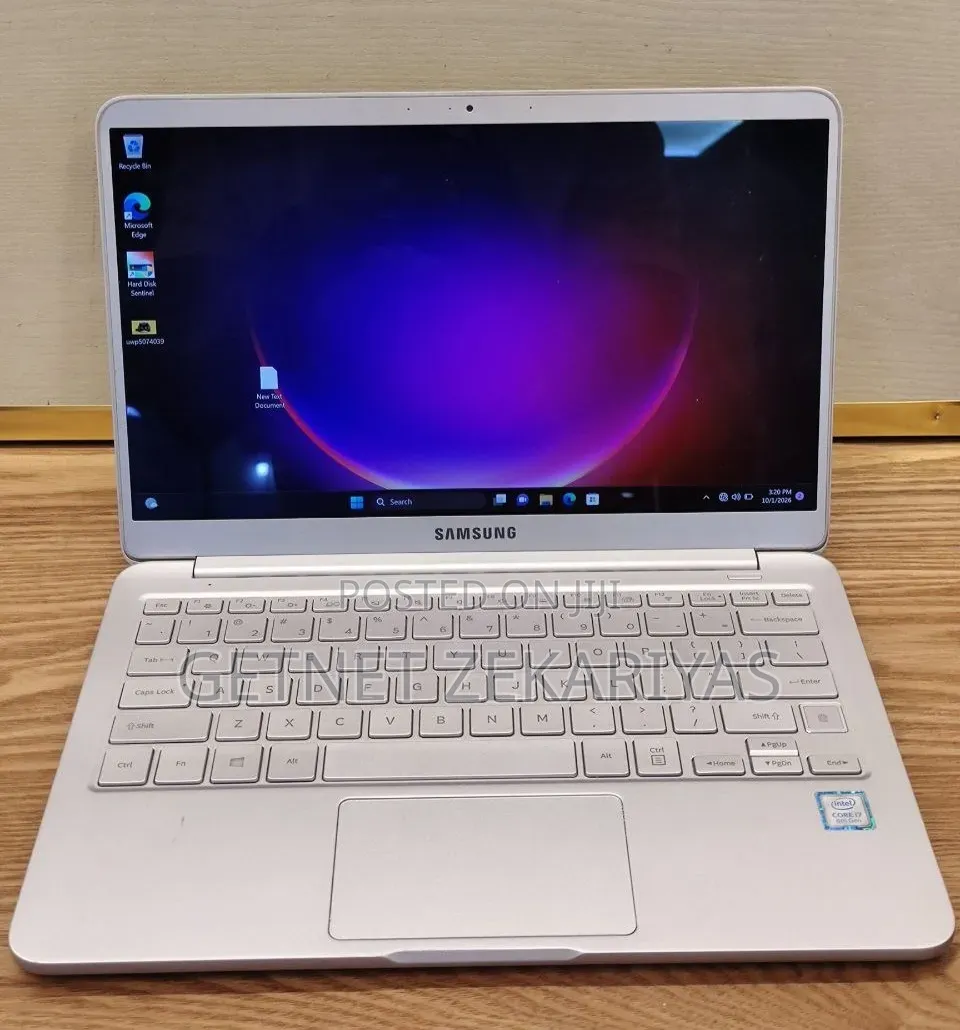 New Laptop Samsung 8GB Intel Core i7 SSD 256GB